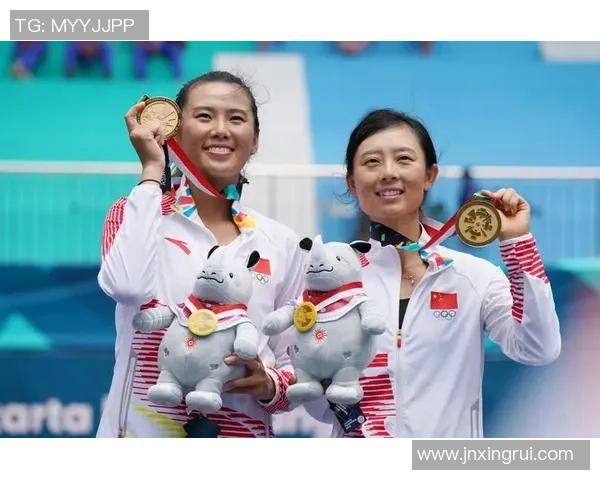 杨钊煊与段莹莹激战乒乓赛场谁能笑到最后的精彩对决