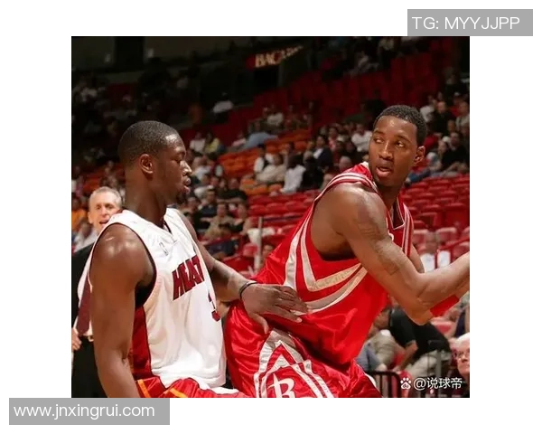 科比与魔术麦迪的巅峰对决：谁才是那个时代的篮球王者