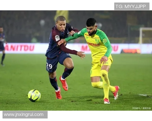 第戎与史特拉斯堡的激烈对决分析与赛季展望